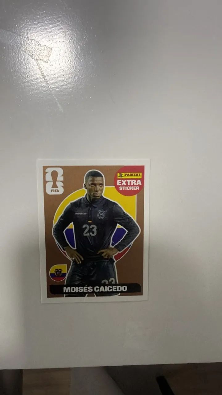 Figurinha Bronze Moises Caicedo