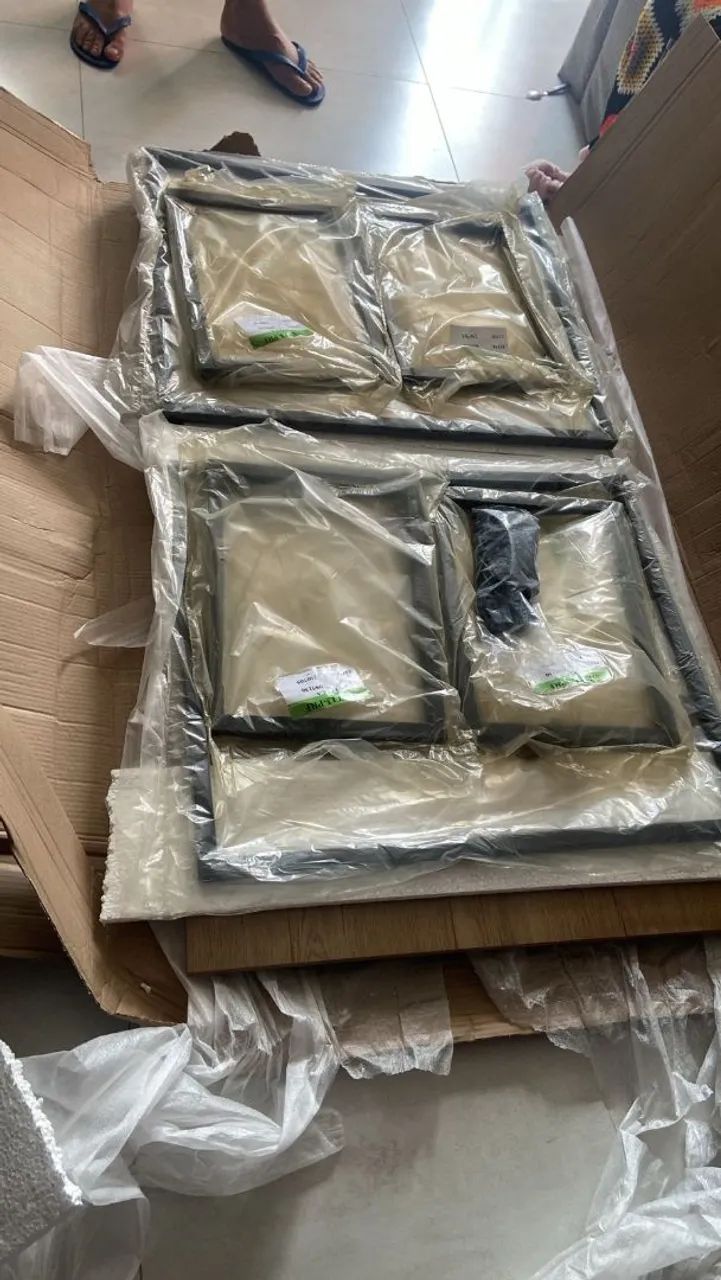 Mesa com dois bancos - Foto 4