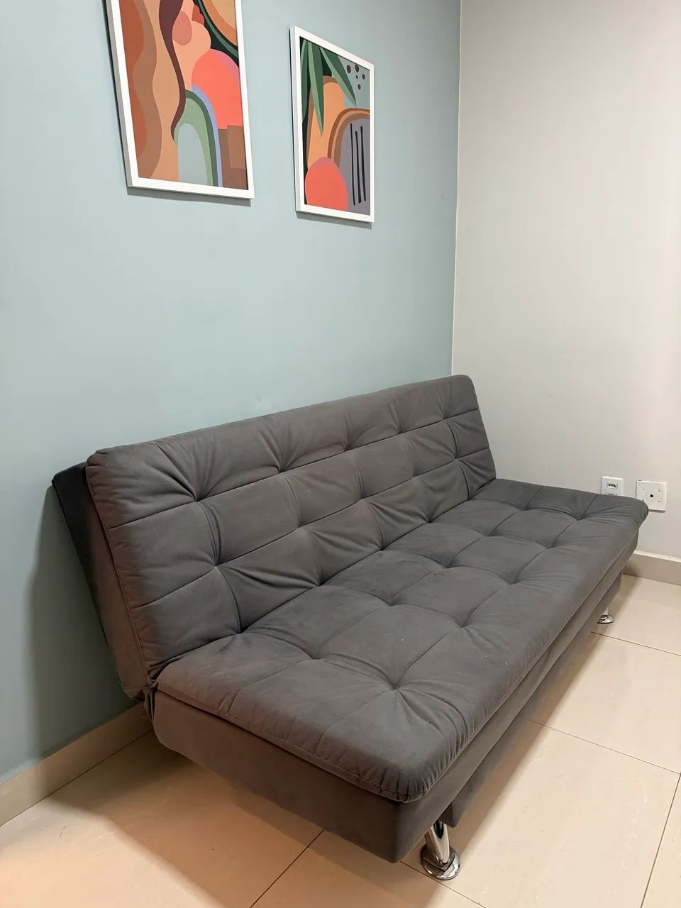 Sofá cama cinza em suede POUCO USADO