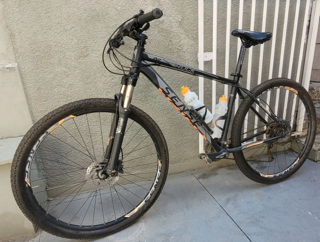 Bicicleta sense rock aro 29 semi nova em perfeito estado - Foto 2