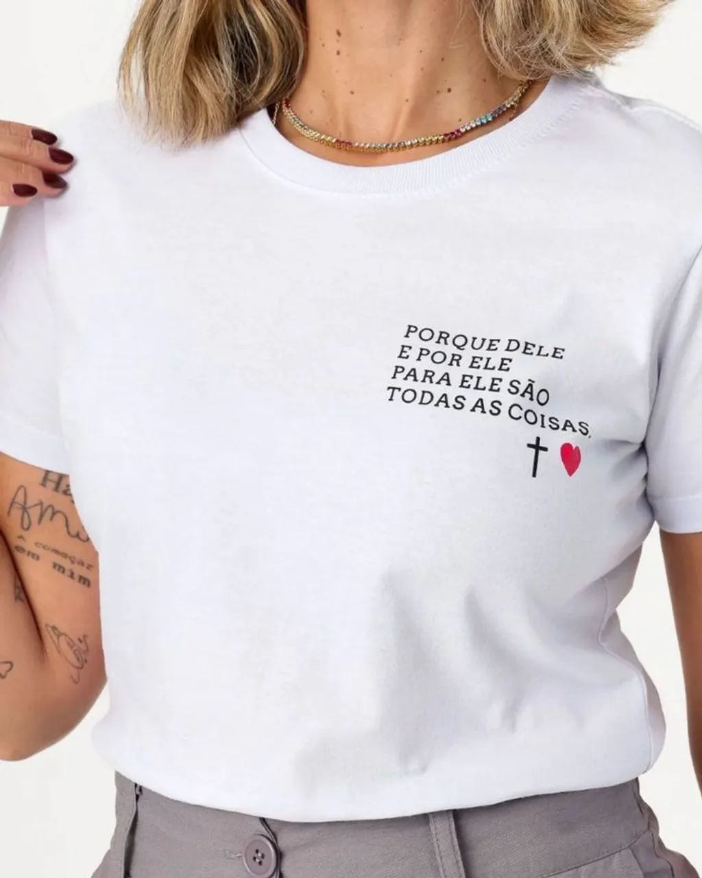 Camiseta com frase evangélica 