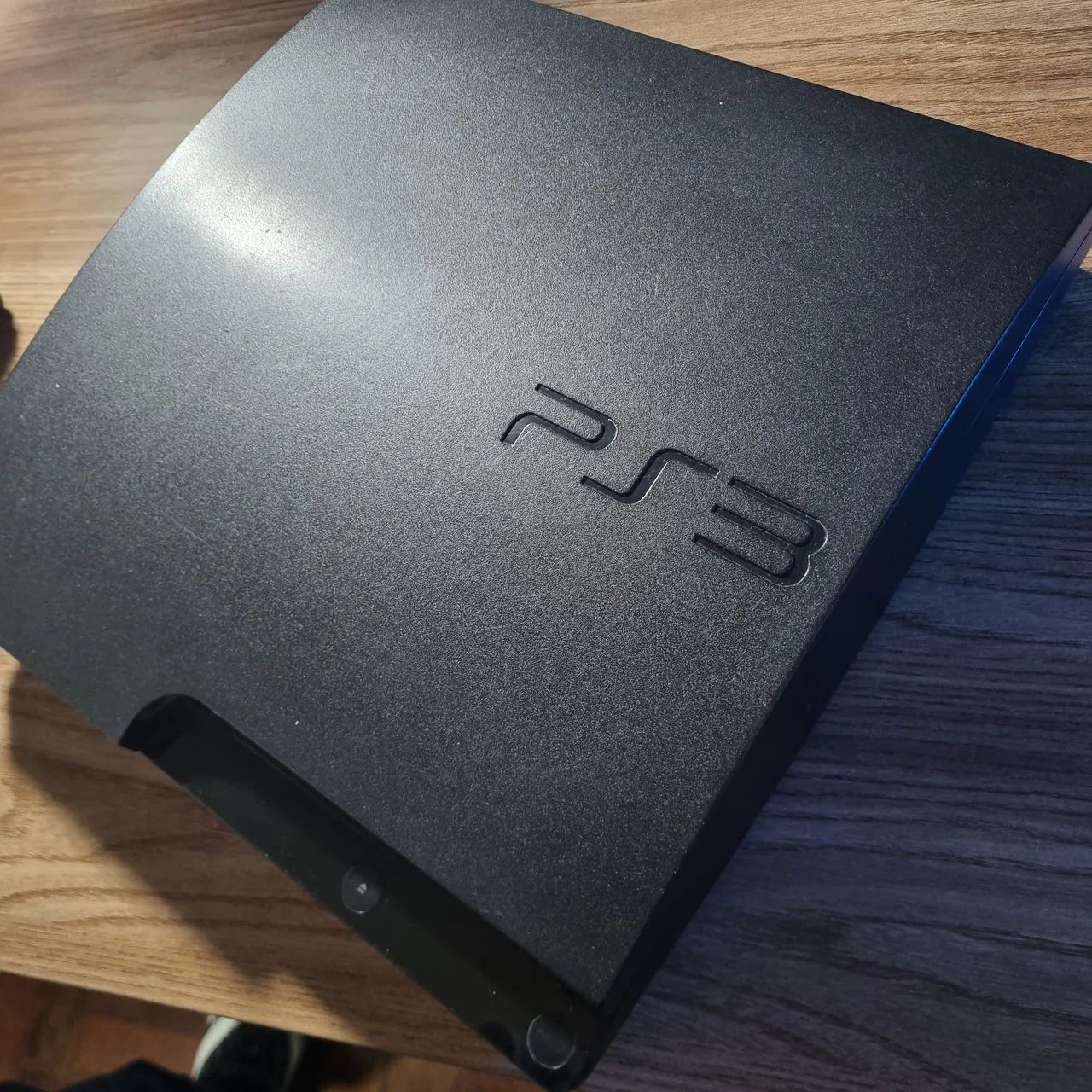PlayStation 3 Usado + 2 Controles
