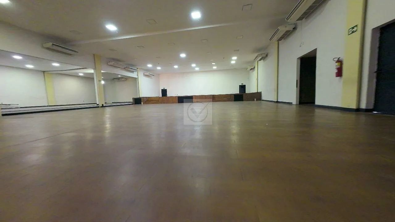 OPORTUNIDADE ÚNICA: ESPAÇO COMERCIAL DE 1.138 M² NO INÁCIO BARBOSA! - Foto 4