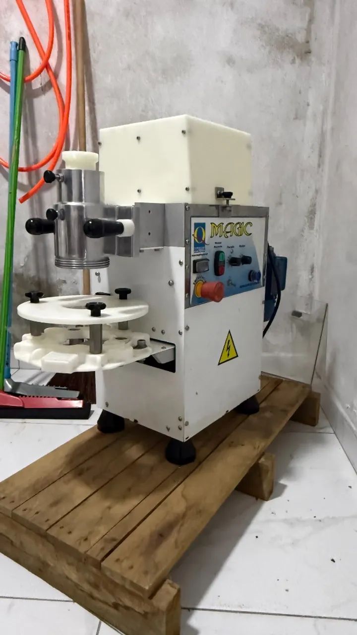 Maquina de fazer salgados