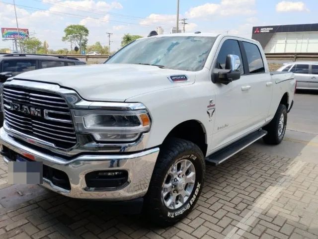Ram 2500 LARAMIE 6.7 TDI CD 4X4 DIESEL 2024
