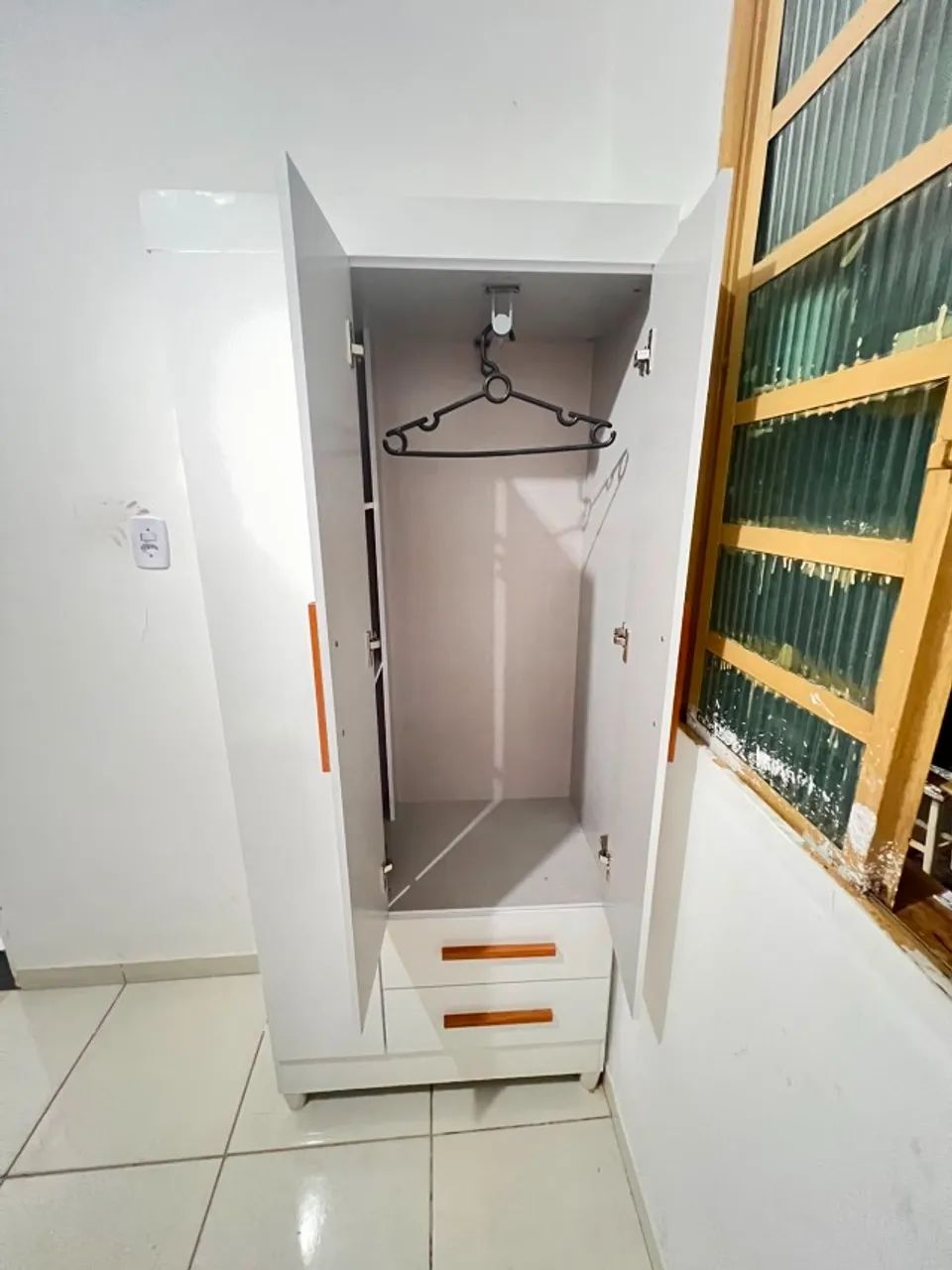 Guarda Roupa