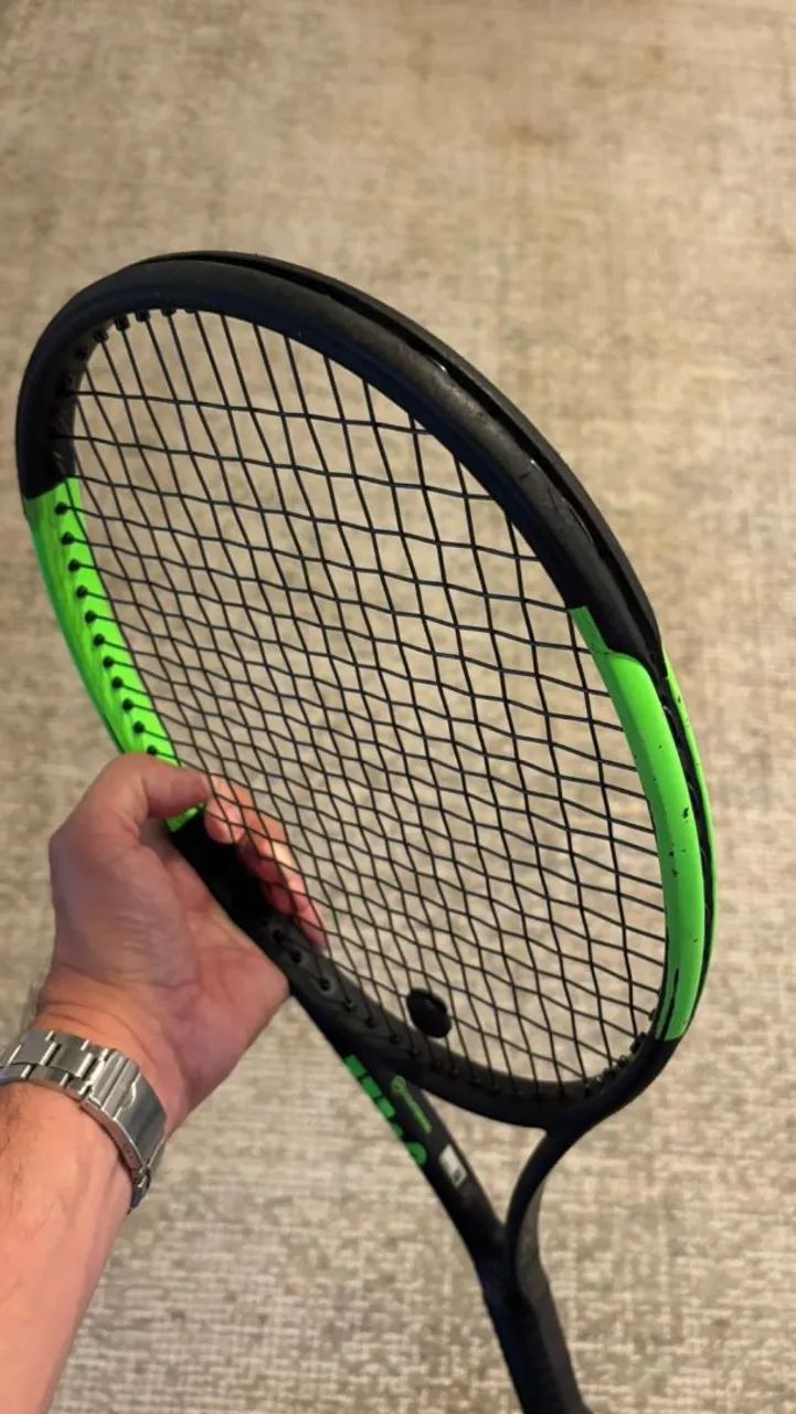 Raquete Tênis Wilson Blade V7 - Esportes de Quadra e Ao Ar Livre