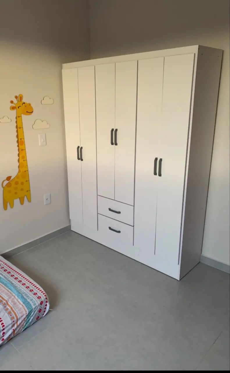 Roupeiro infantil