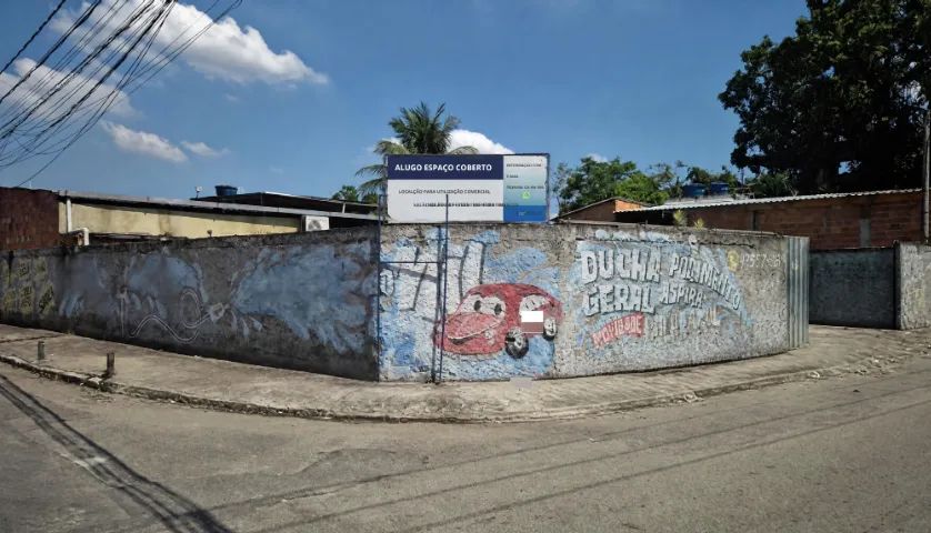 ALUGA-SE - ESPAÇO COBERTO PARA USO COMERCIAL - Foto 3