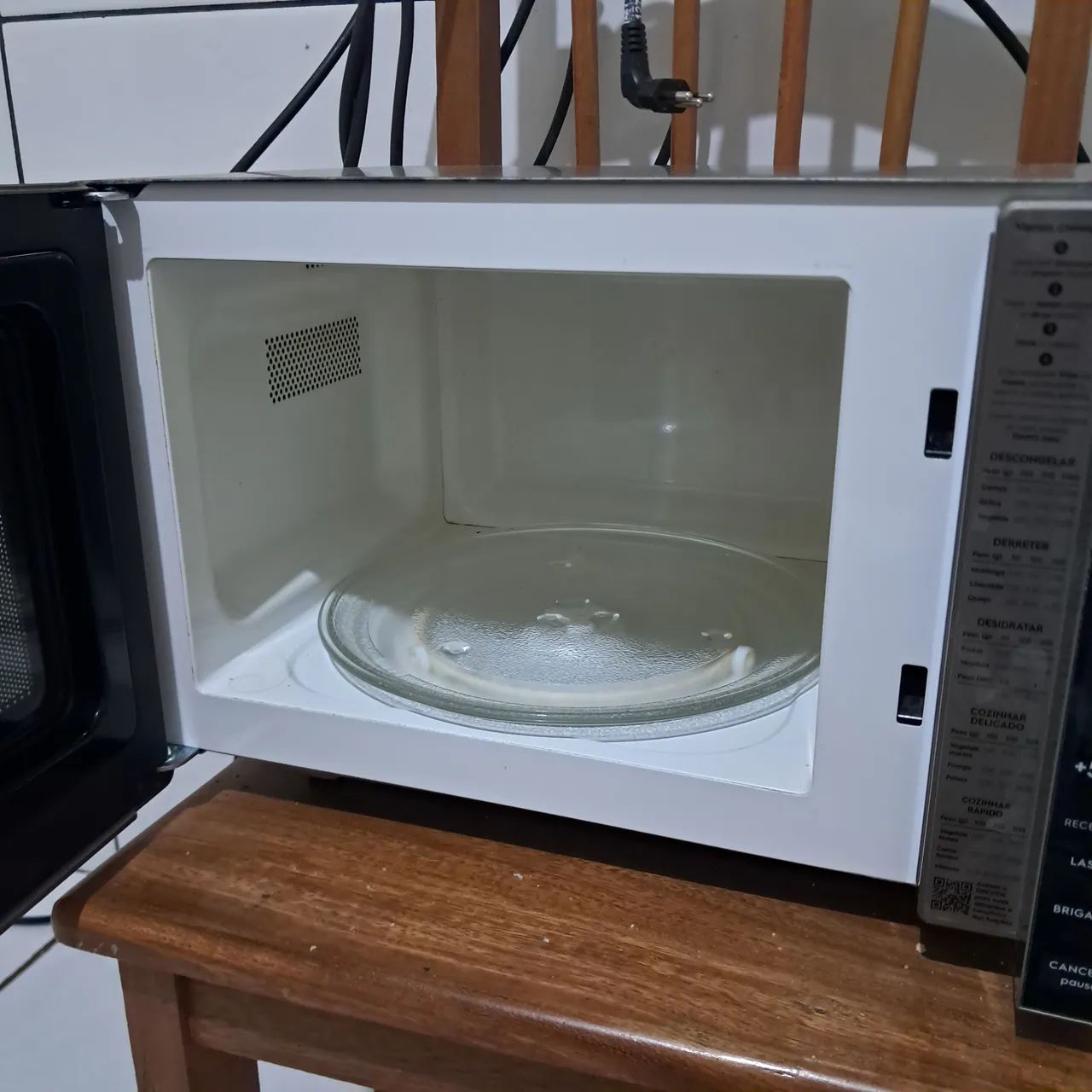 Micro-ondas Electrolux 23L - Foto 4