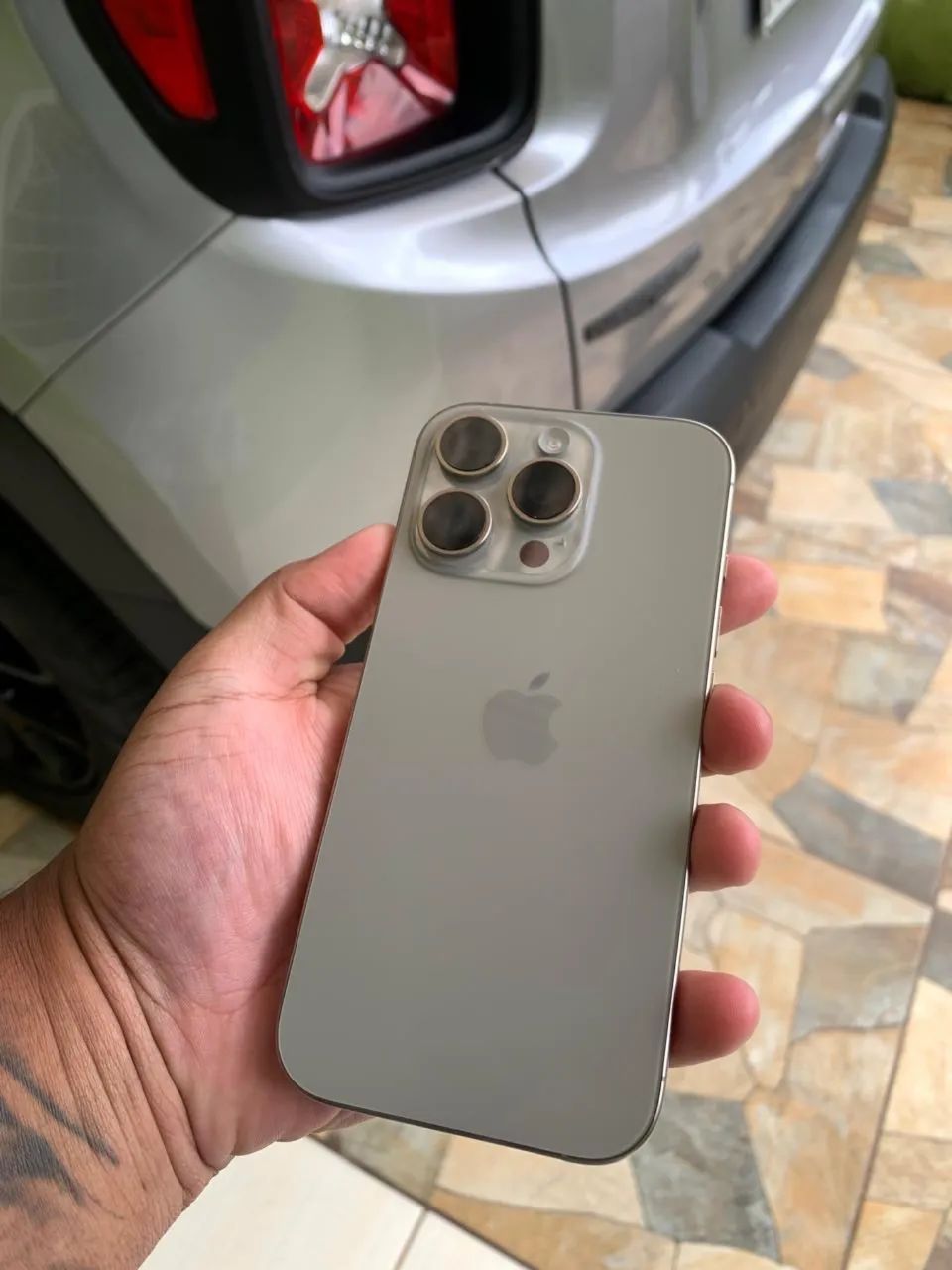 iPhone 16 pro - Titânio natural 