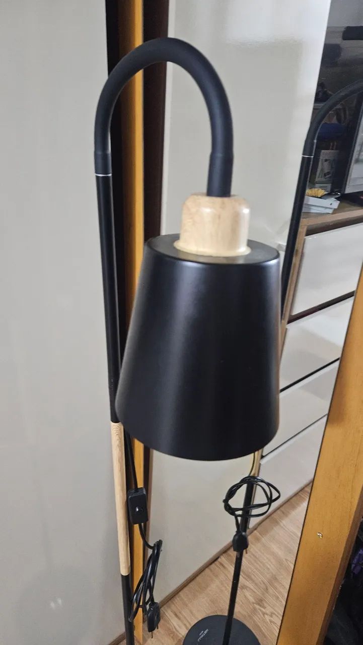 Luminária pedestal  - Foto 4