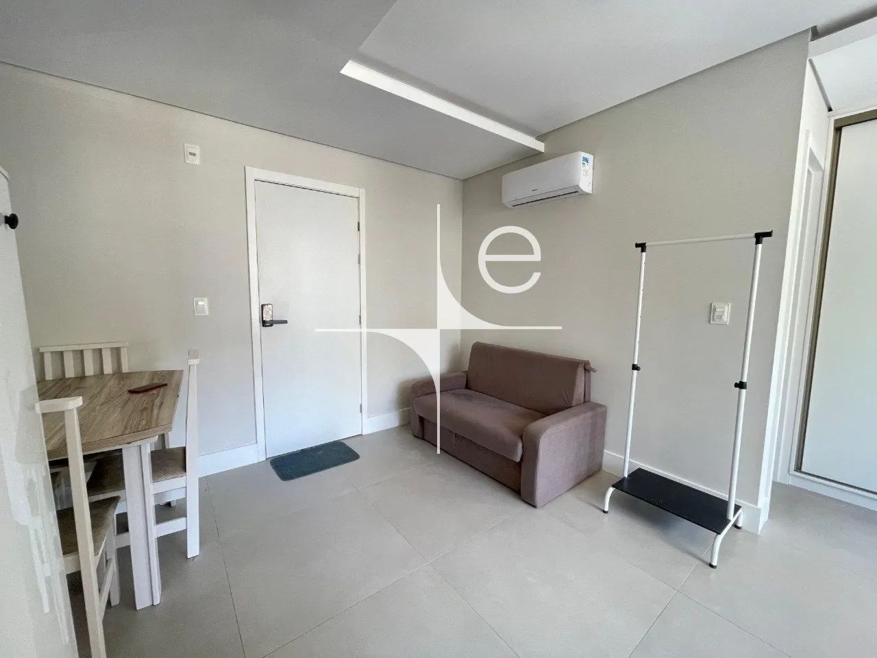 Studio mobiliado na Trindade - Foto 4