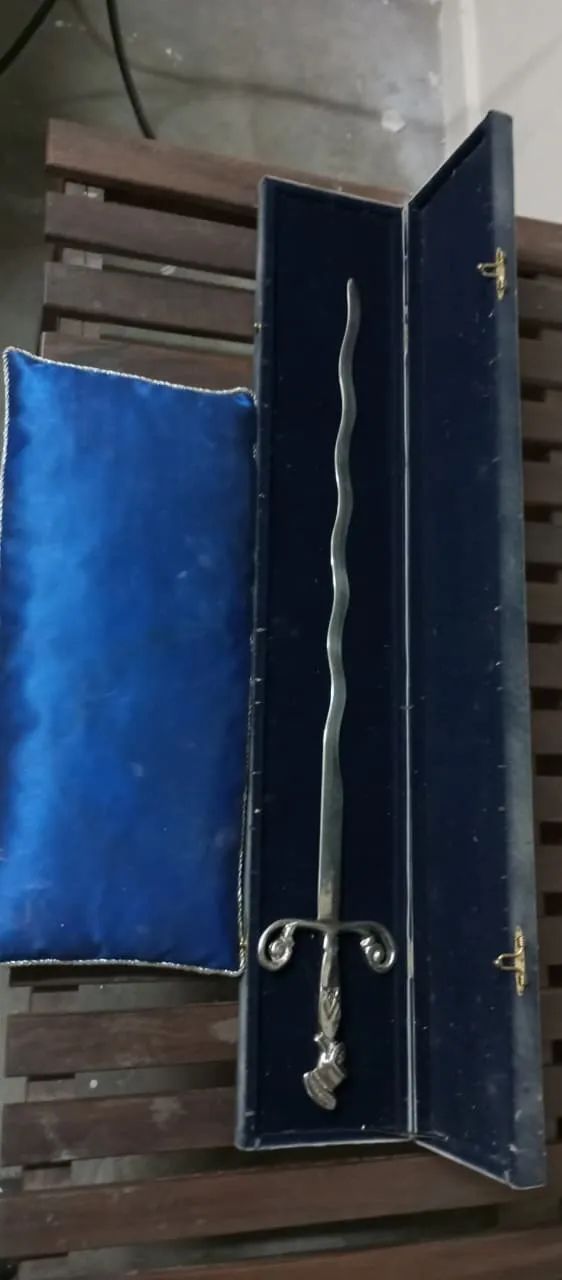 Espada Ritualística Flamejante ou Flam ígera cromada - com CASE - Foto 4