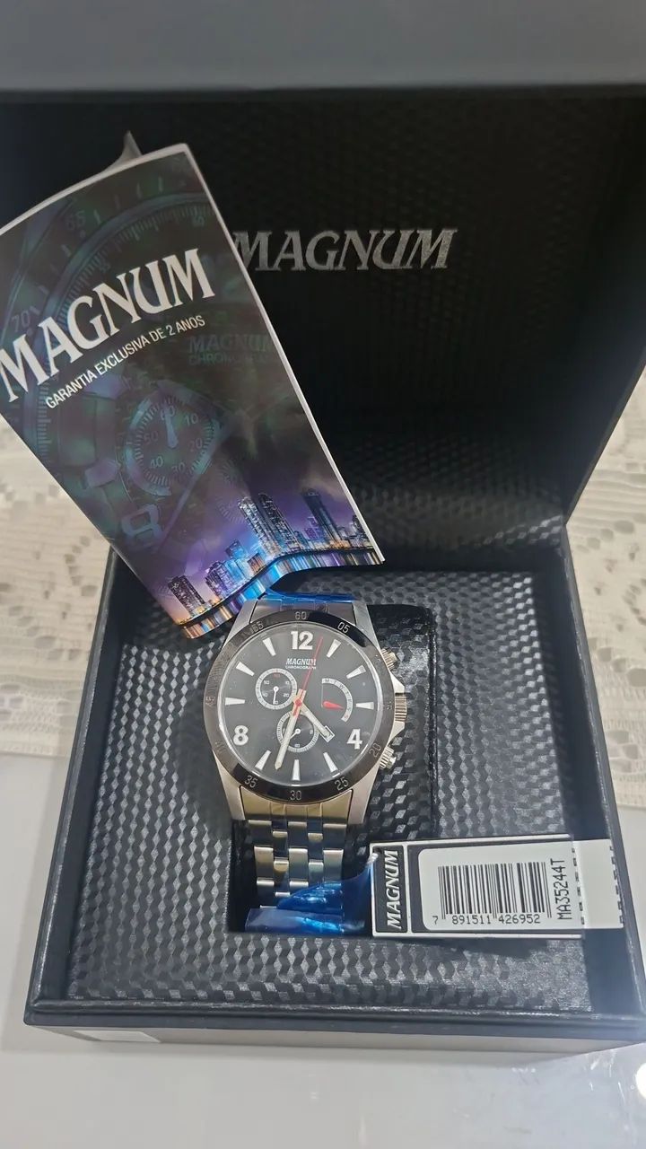 Vendo relógio magnum com cronômetro 