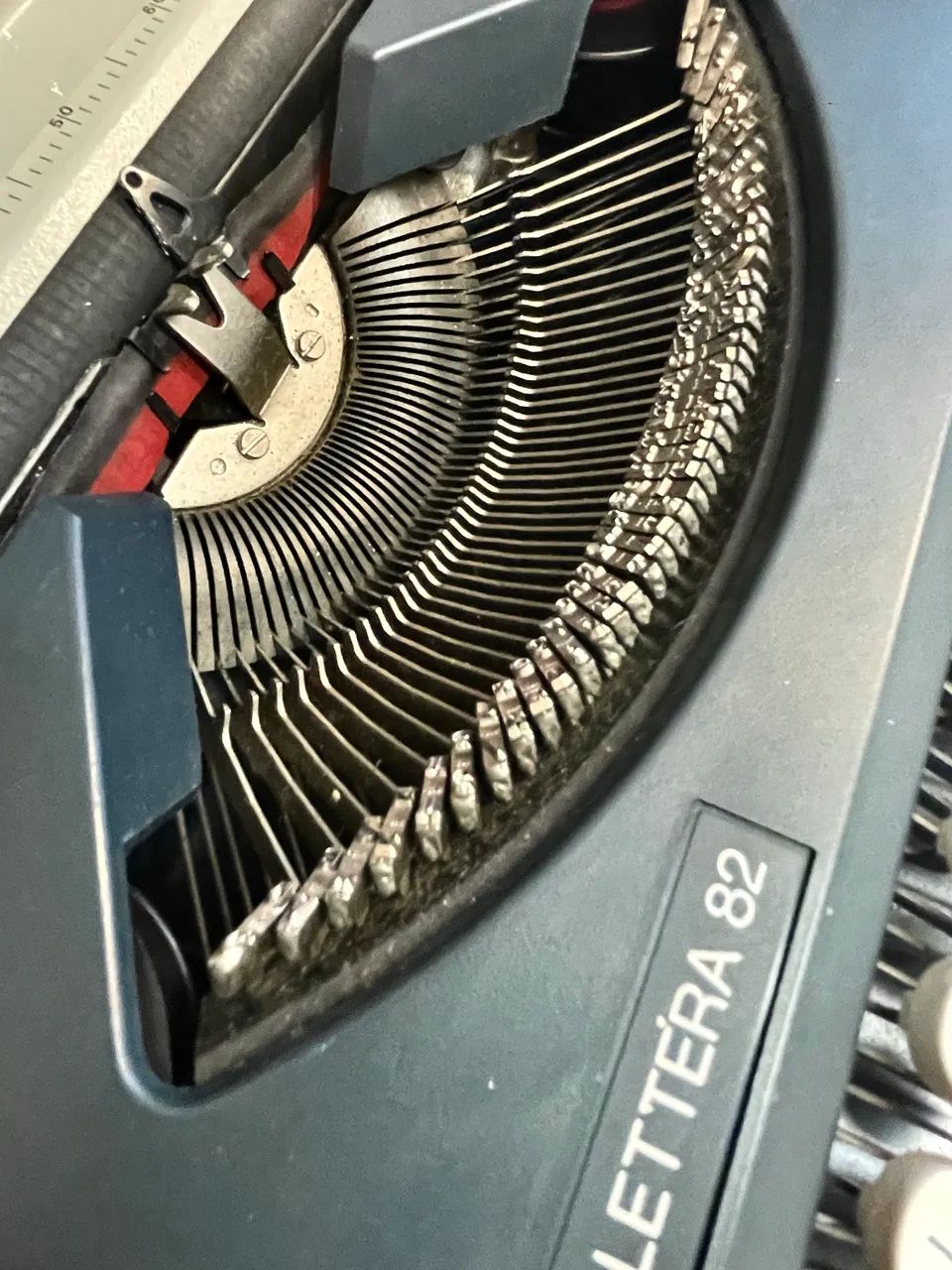 Olivetti laterra 82 Máquina de escrever
