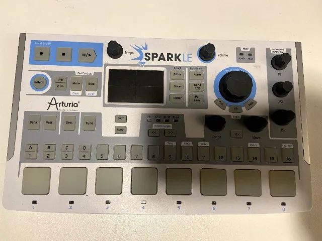 Arturia Spark LE Drummachine - Foto 2