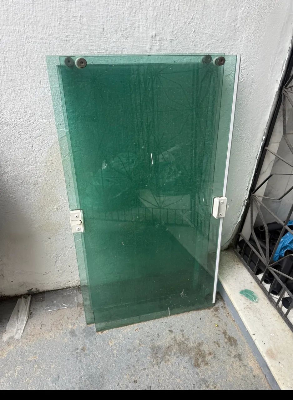 Janela de vidro 600,00