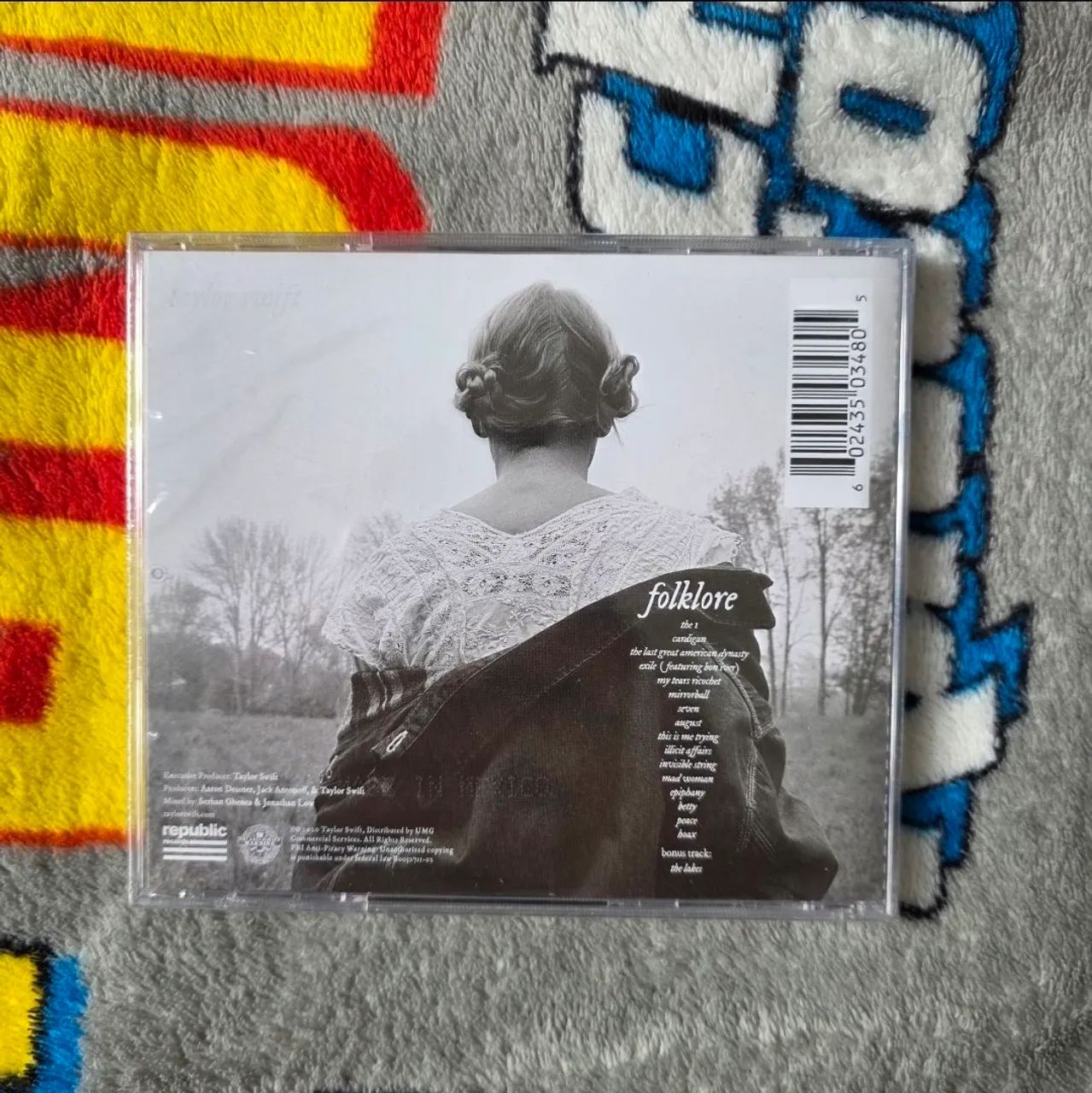 CD folklore - Taylor Swift (autografado) - Foto 2