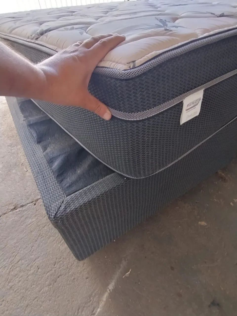 Cama tamanho Queen ótimo estado  - Foto 3