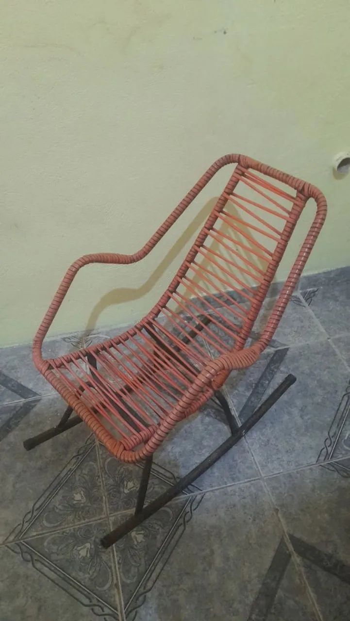 Cadeira de balanço infantil 
