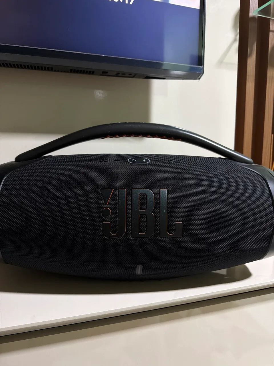 caixa jbl bombox 3