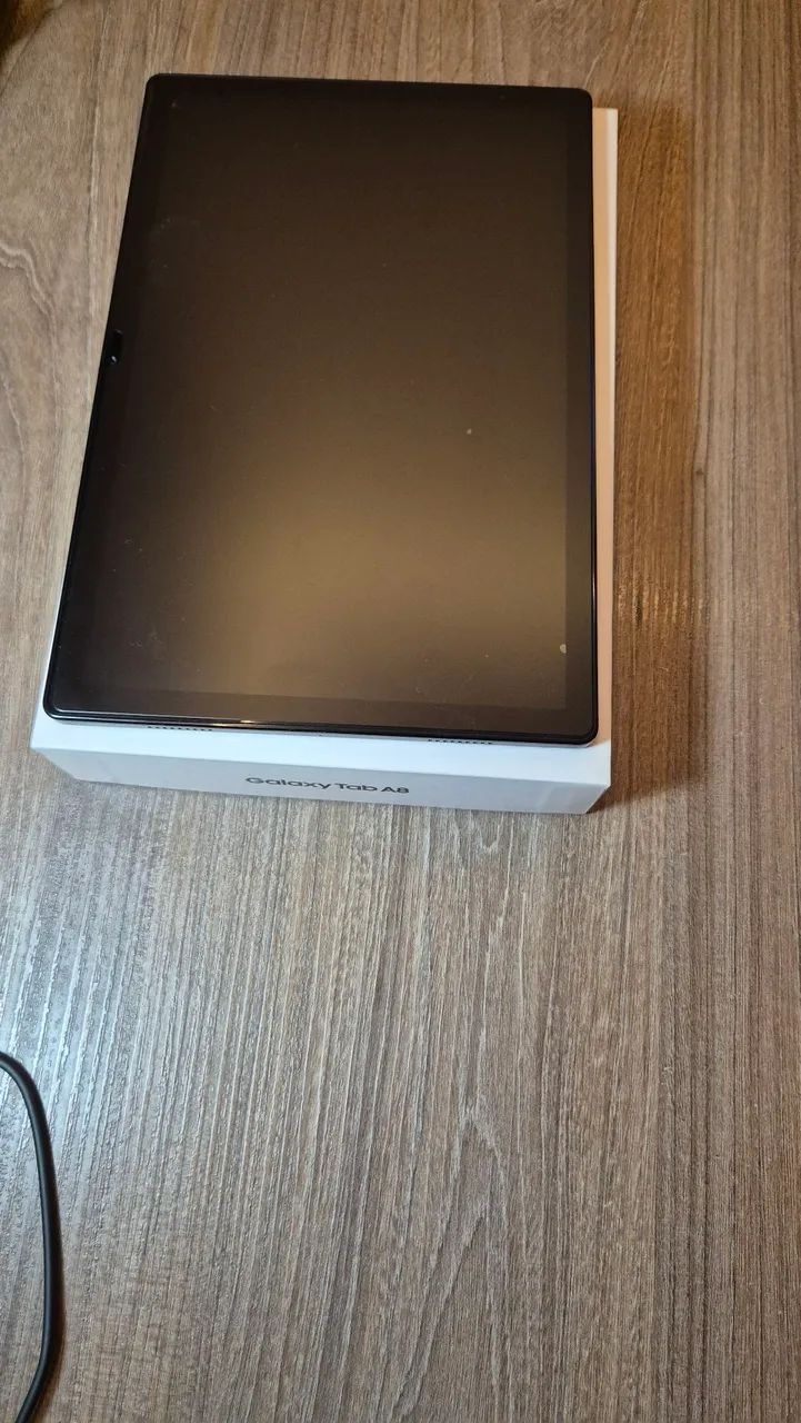 Tablet Samsung A8