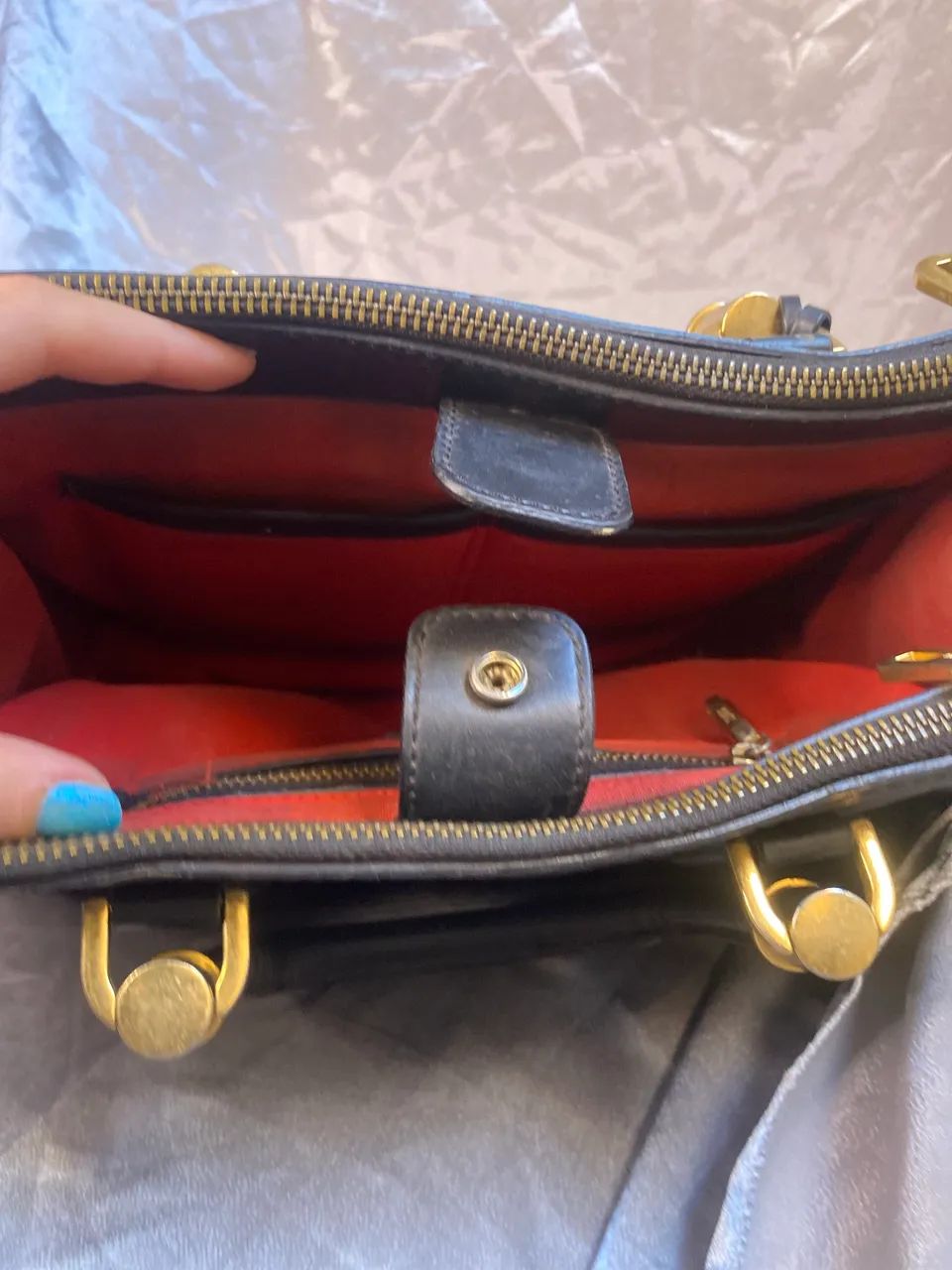Bolsa schutz preta - Foto 3