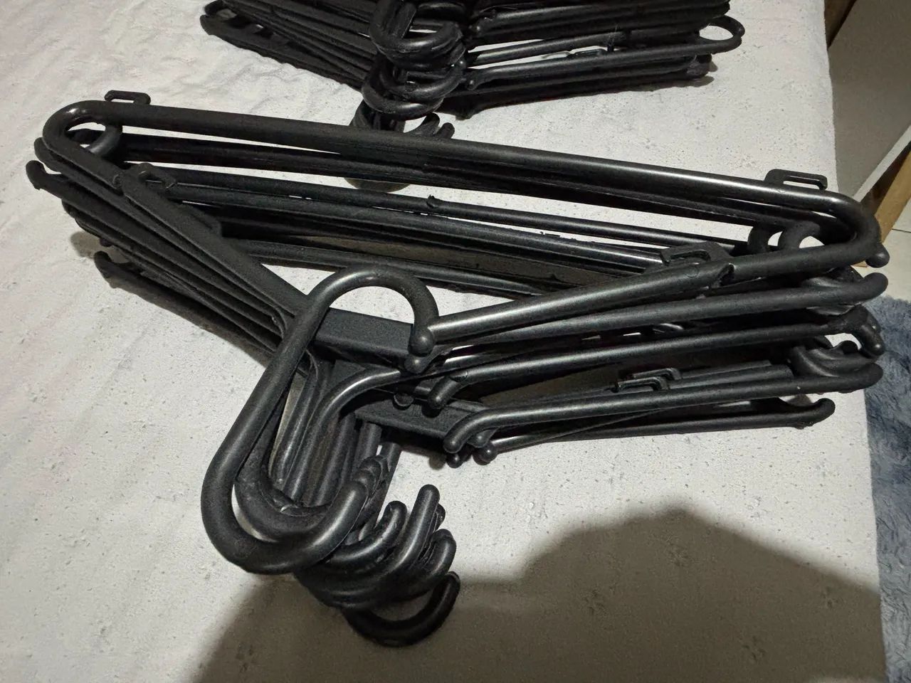Cabide reforçado premium