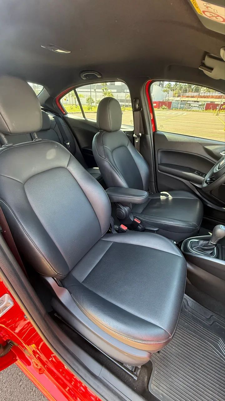 Fiat Cronos Precision 1.3 16V Flex Aut. 2024 - Foto 2
