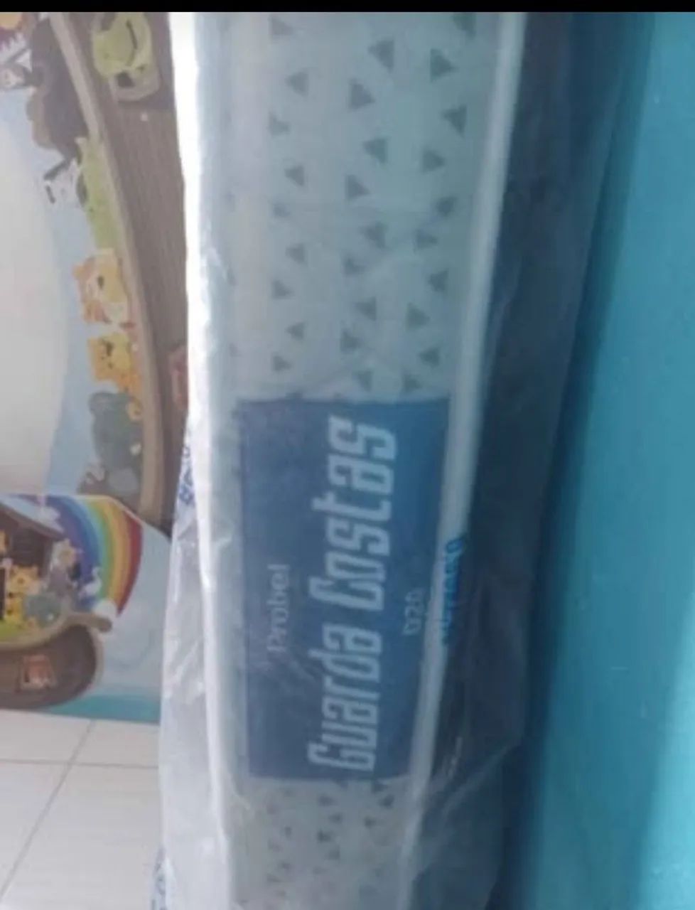 Cama infantil com colchão 