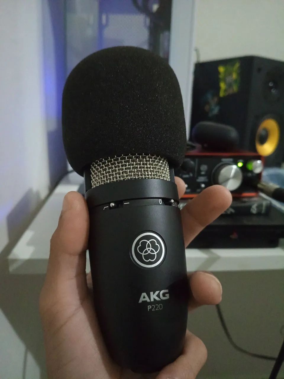 Microfone condensado.
