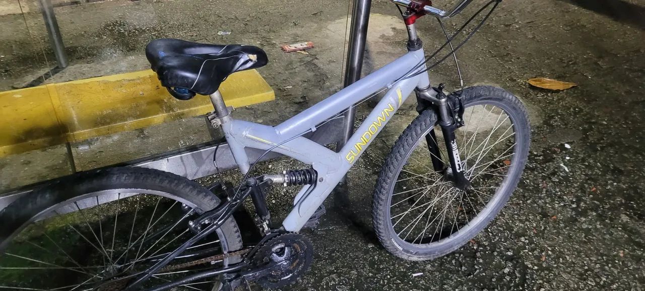 Bicicleta aro 26 com amortecedor 