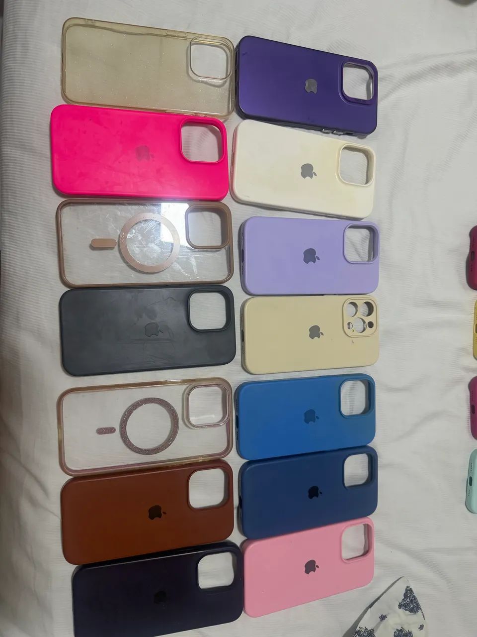 Capa para celular iPhone 12 e 15 pro Max  - Foto 3