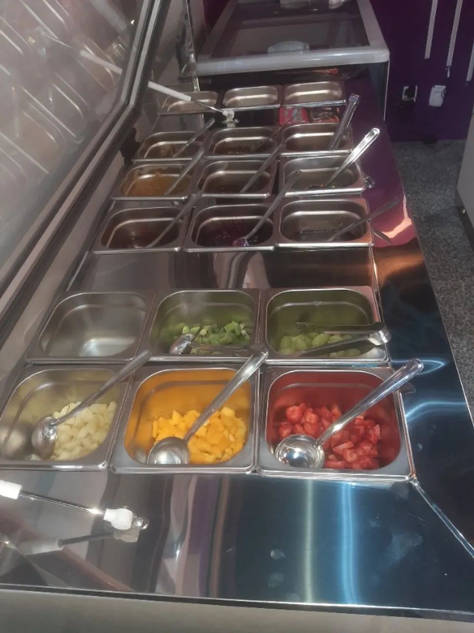 Balcão para açaí refrigerado ou seco, e com aquecimento para caldas - Foto 2