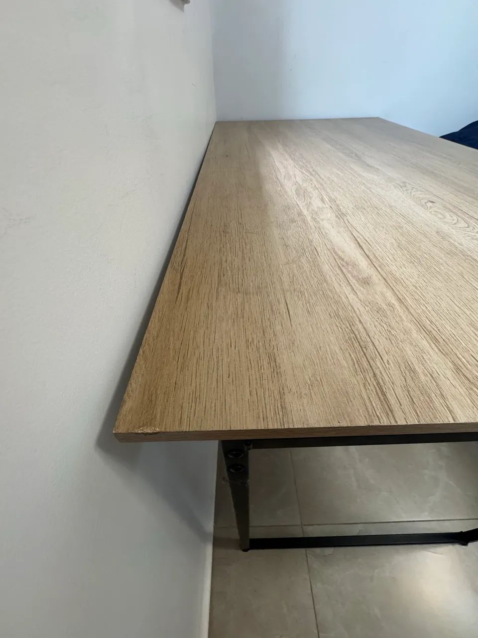 Mesa com dois bancos - Foto 4