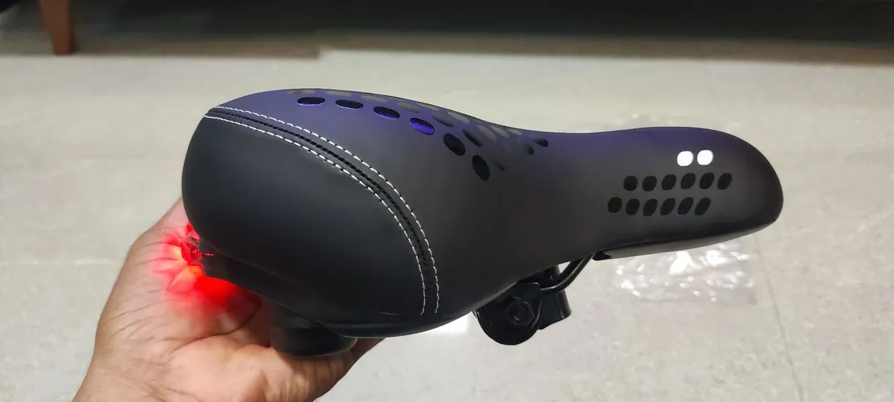 Sela bicicleta em gel com luzes  - Foto 4