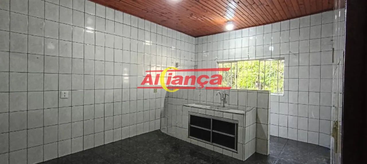 Casa residencial 30m², com 1 quarto, à locação Pq. Continental IV - Foto 3