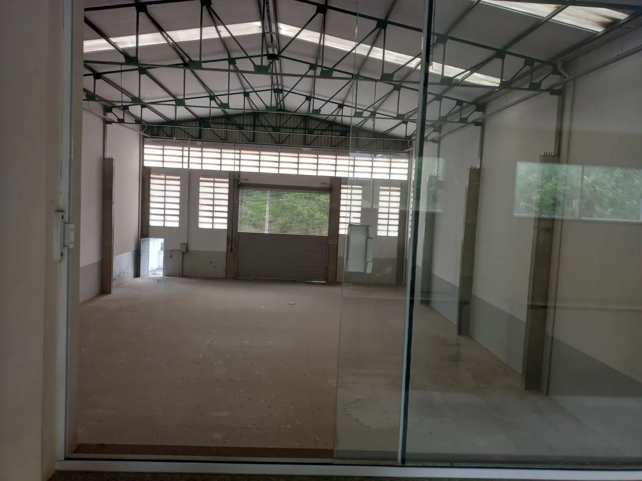 Galpão junto ao Centro Itaboraí