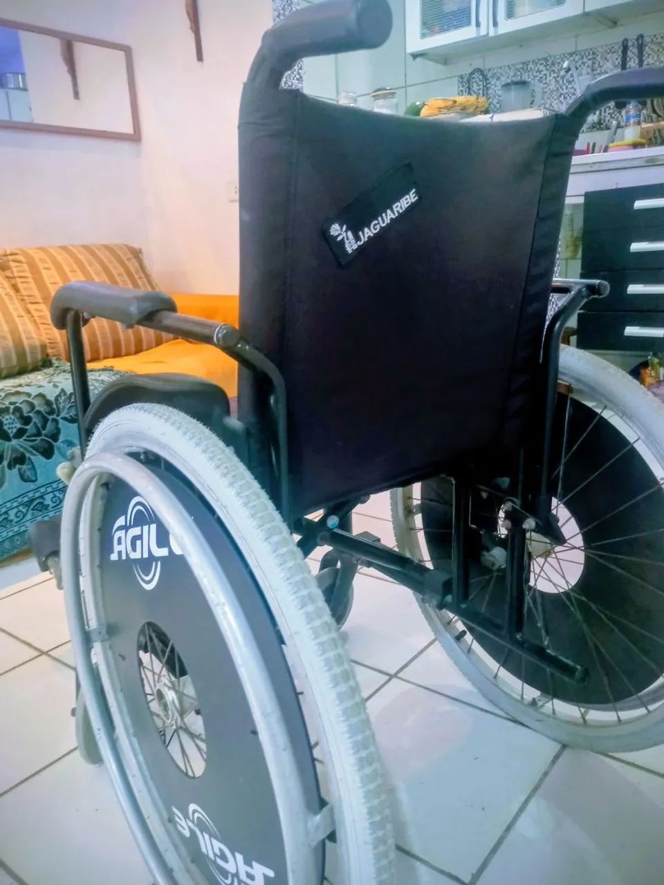 Cadeira de rodas  - Foto 2