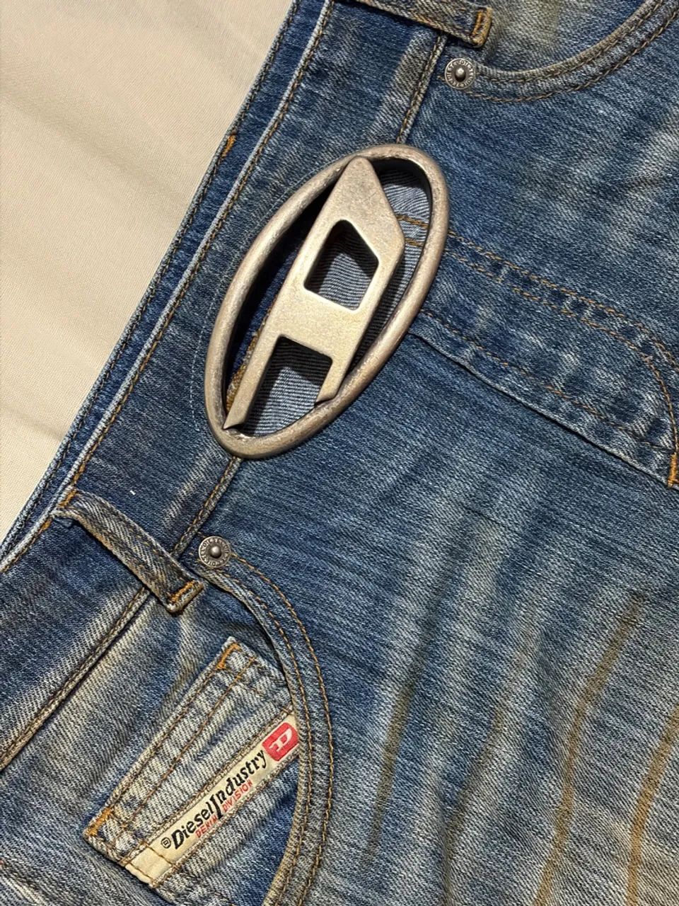 VENDO SAIA DIESEL ORIGINAL 