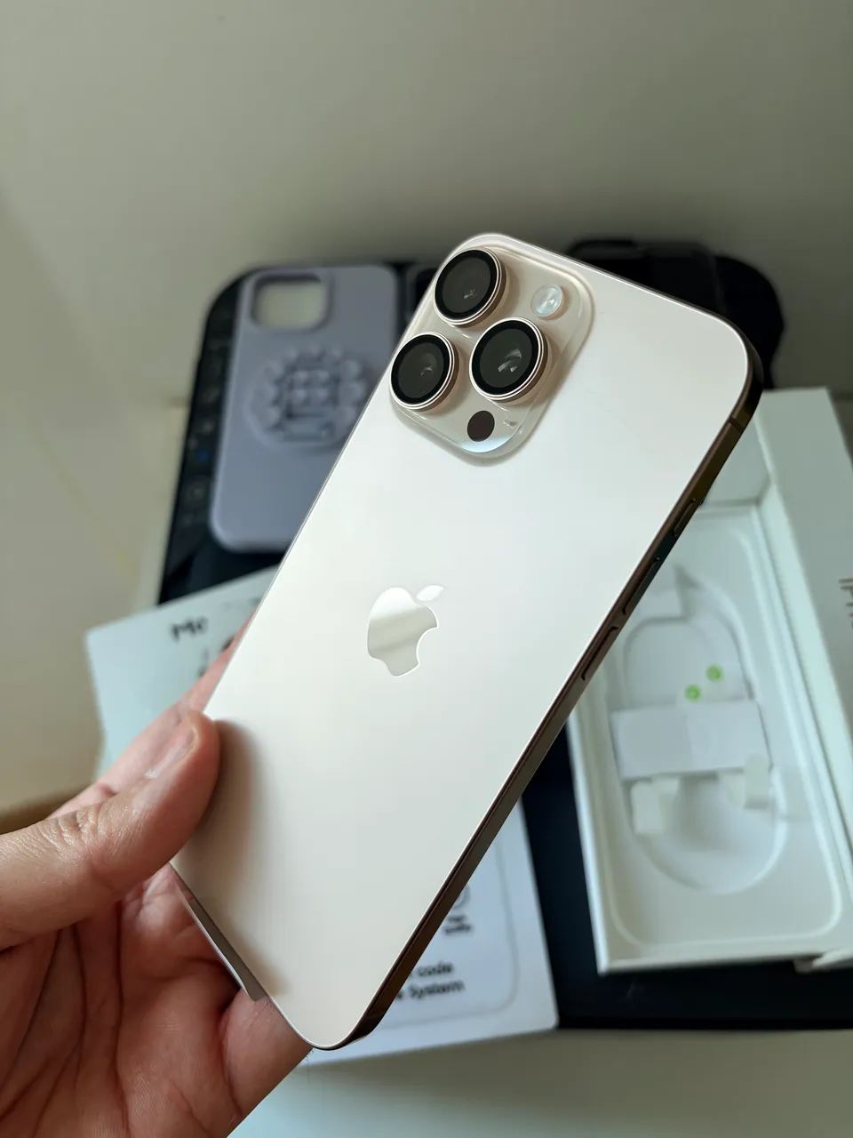 iPhone 16 Pro Max Natural Desert - Foto 2