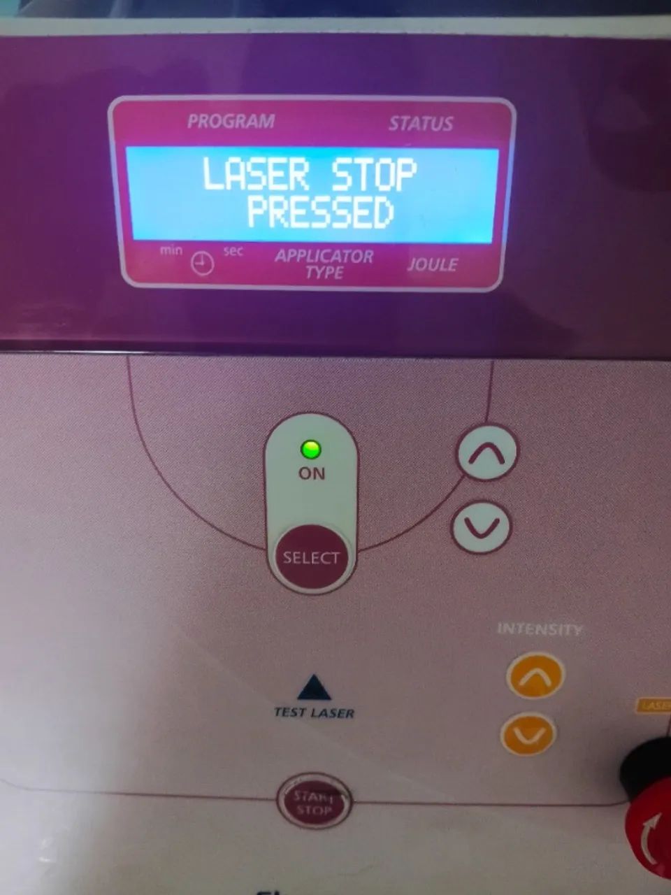Equipamento fluence HTM laserterapia