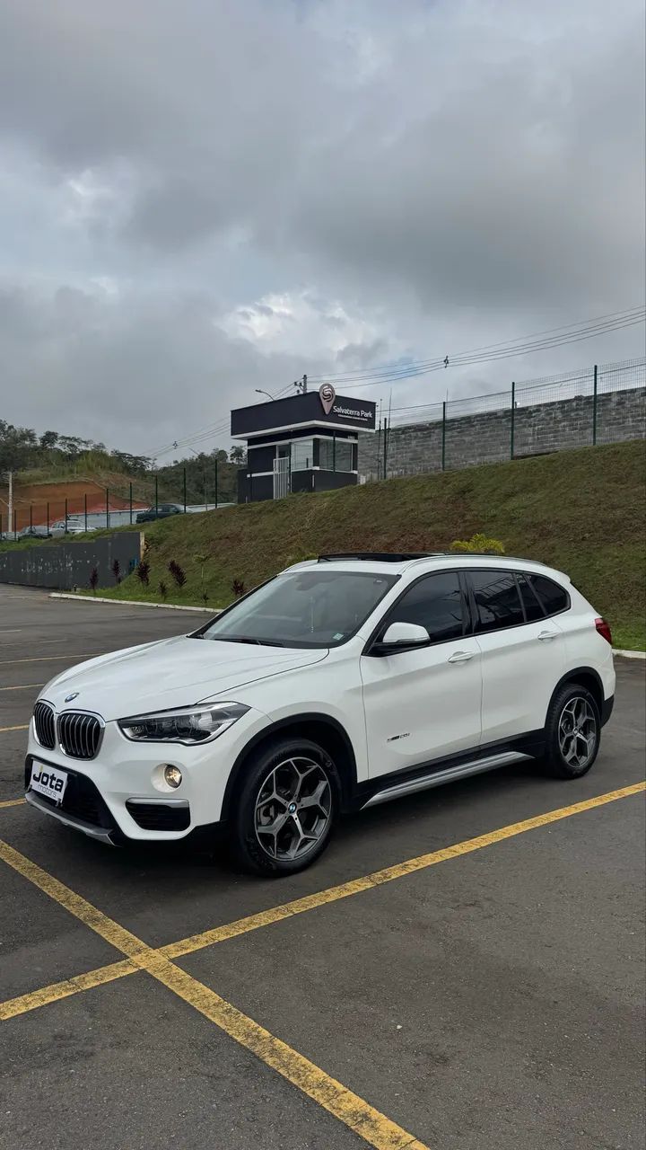 BMW X1 Sdrive 20I X-line 2.0 TB Active Flex 2018