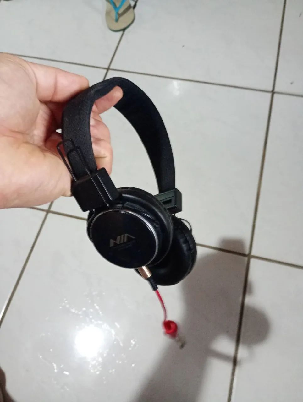 Fone de ouvido mp3 com cabo 