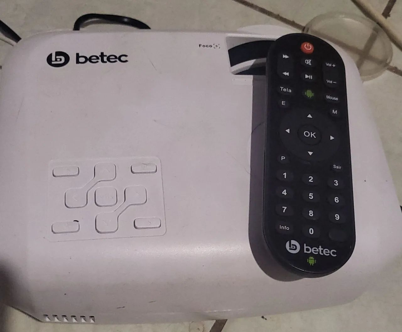 Projetor tv portátil Betec  - Foto 2