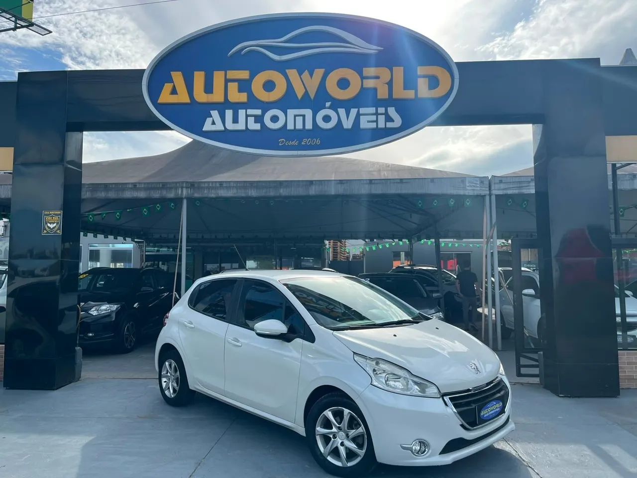 Peugeot 208 Active/active Pack 1.5 Flex 8V 5P 2015