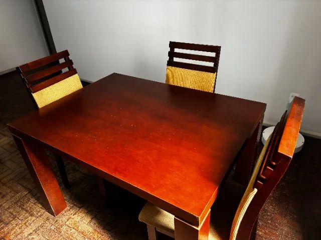 Mesa de jantar com cadeiras - Foto 2