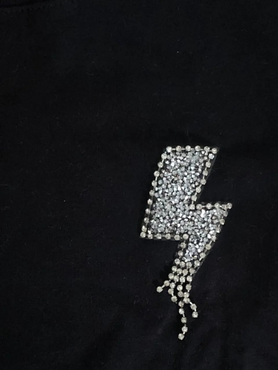 Camiseta Preto com strass nova tam P - Foto 3