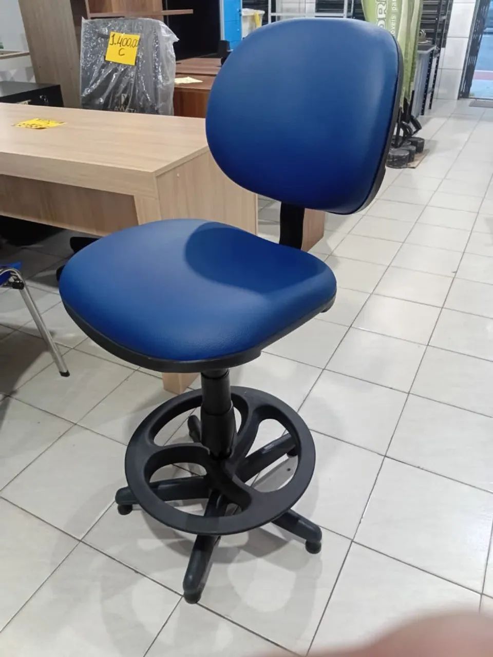 Cadeira alta giratória 